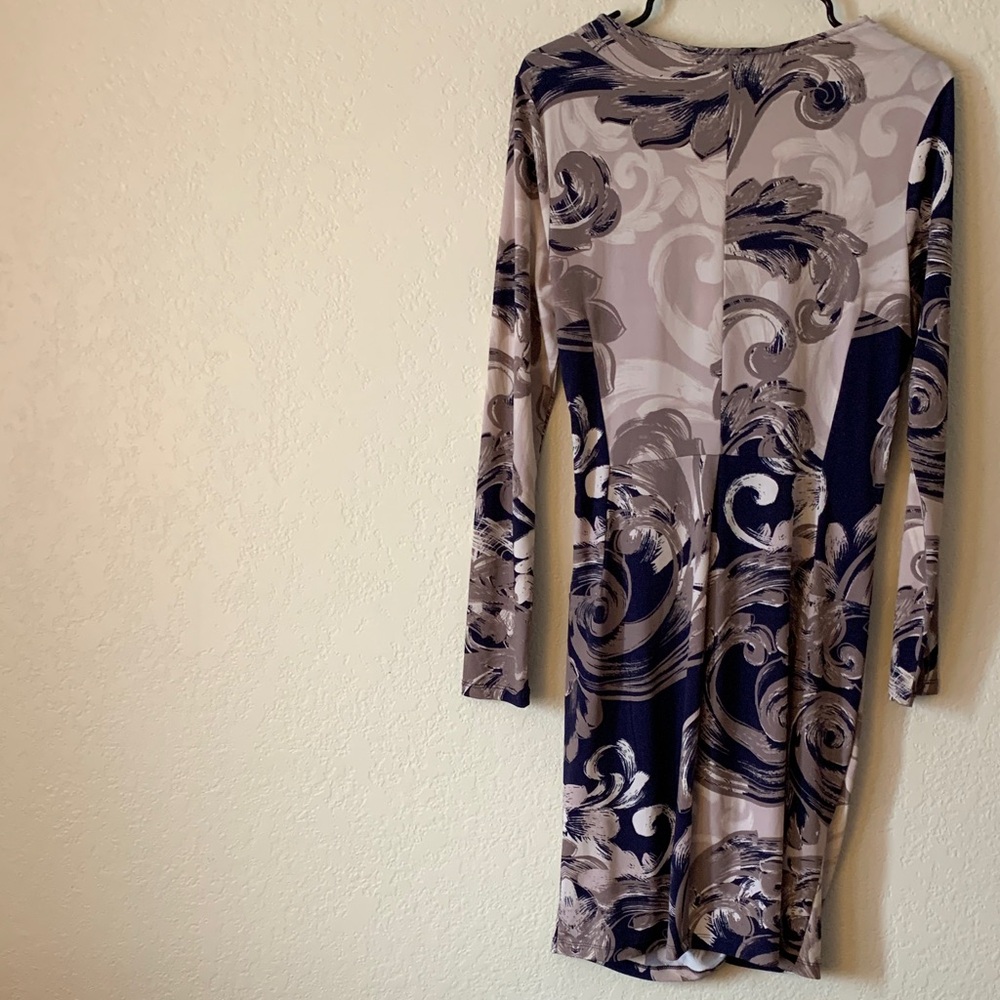 Jennifer Lopez Navy and Beige Long Sleeve Wrap Dress - Picture 3 of 6